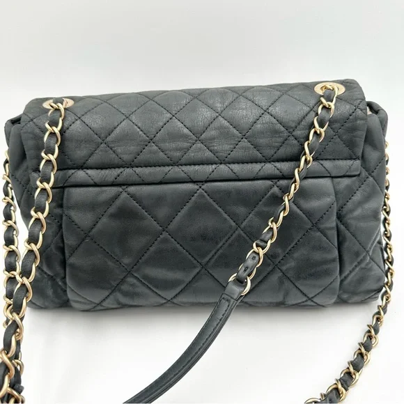 Chanel Lambskin Leather Bag - Picture 6 of 13